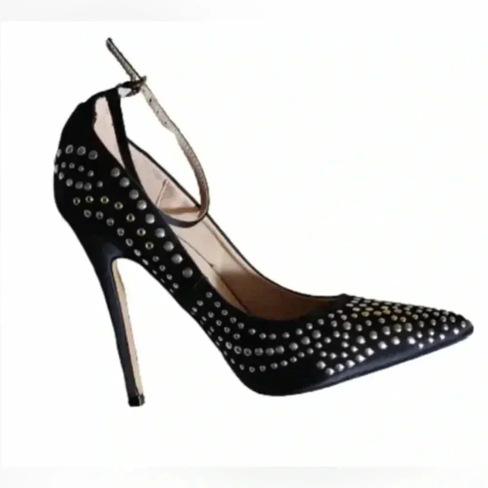Zigi Soho Black Slingback Gold Silver  Adornments Pointed Toe Size 7